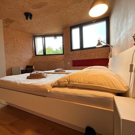 Grosse Wohnung Mit Loggia Templin Zewnętrze zdjęcie