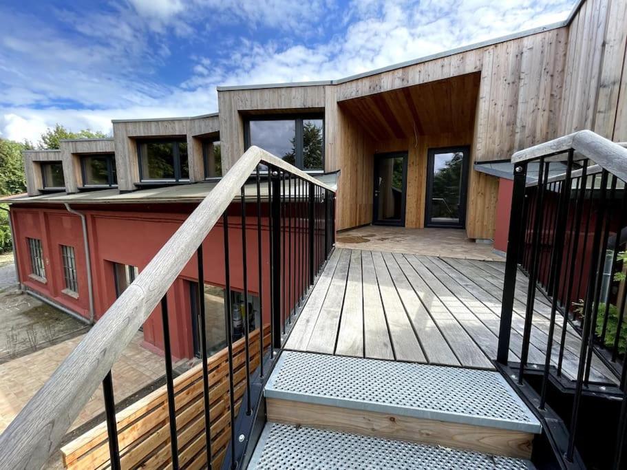 Grosse Wohnung Mit Loggia Templin Zewnętrze zdjęcie