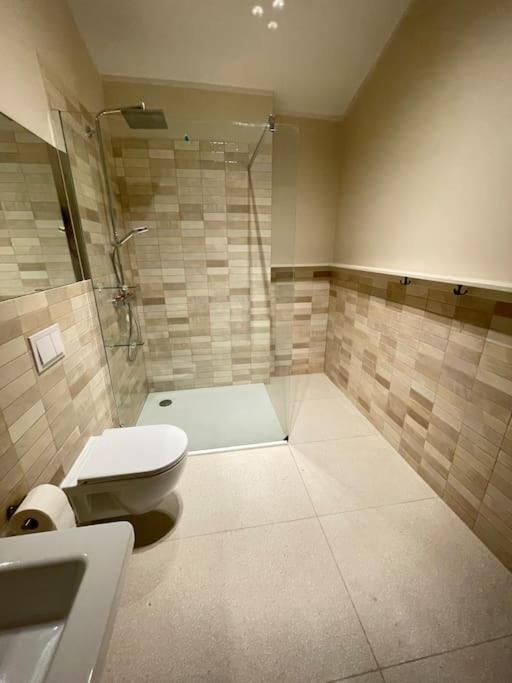 Grosse Wohnung Mit Loggia Templin Zewnętrze zdjęcie