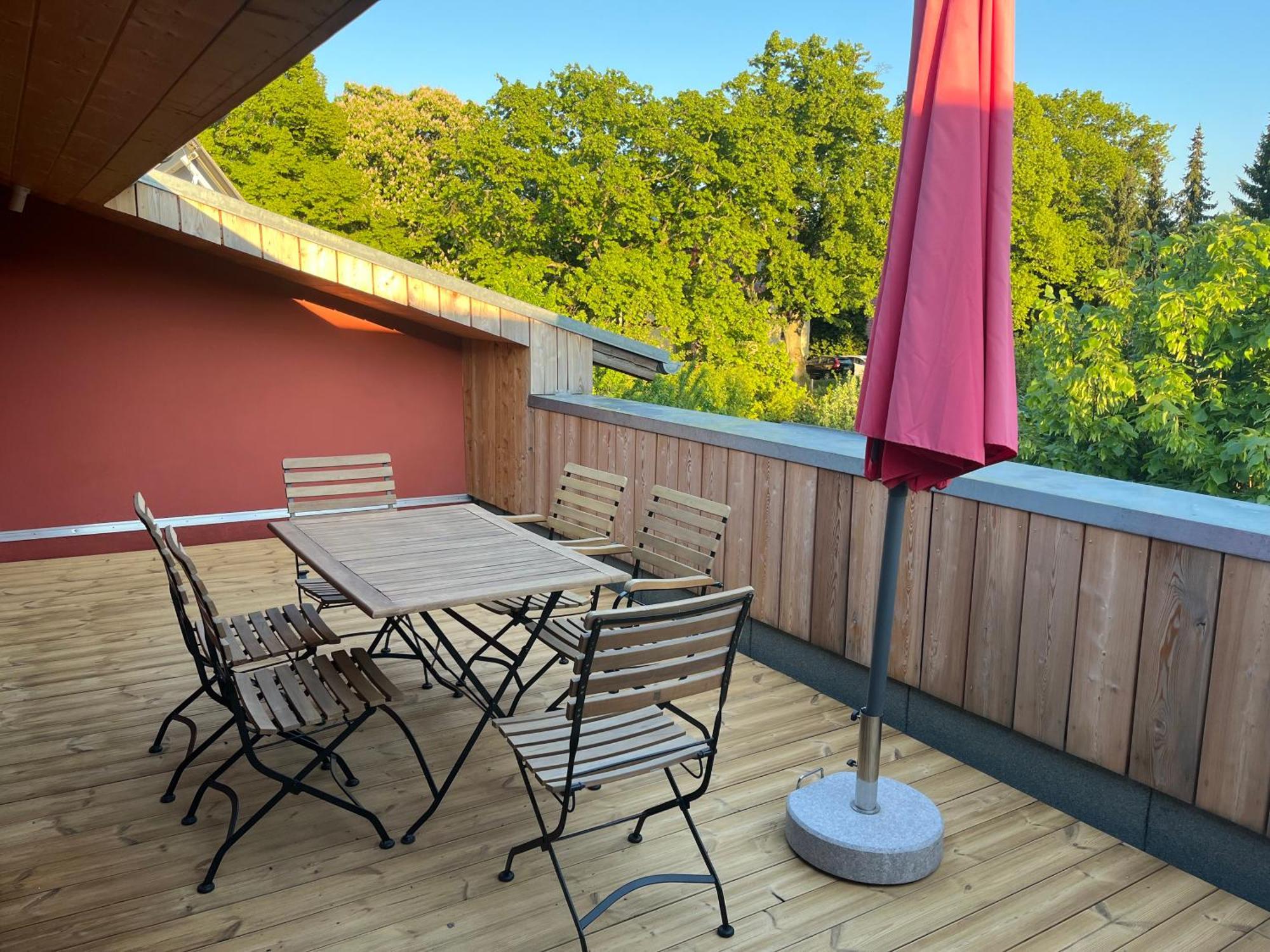 Grosse Wohnung Mit Loggia Templin Zewnętrze zdjęcie