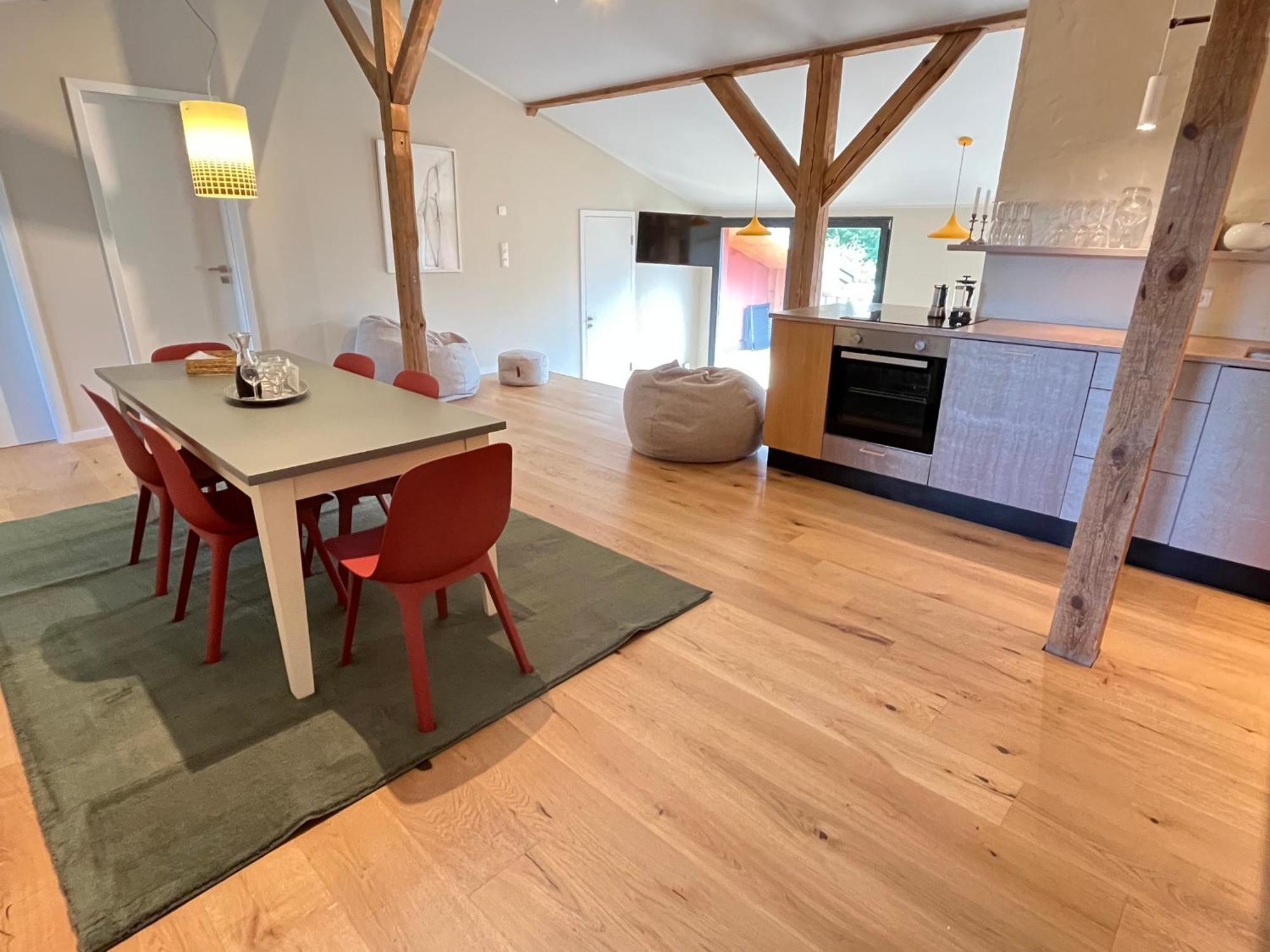 Grosse Wohnung Mit Loggia Templin Zewnętrze zdjęcie
